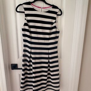 Eliza J Black & White Striped Pleated Sleeveless Fit & Flare